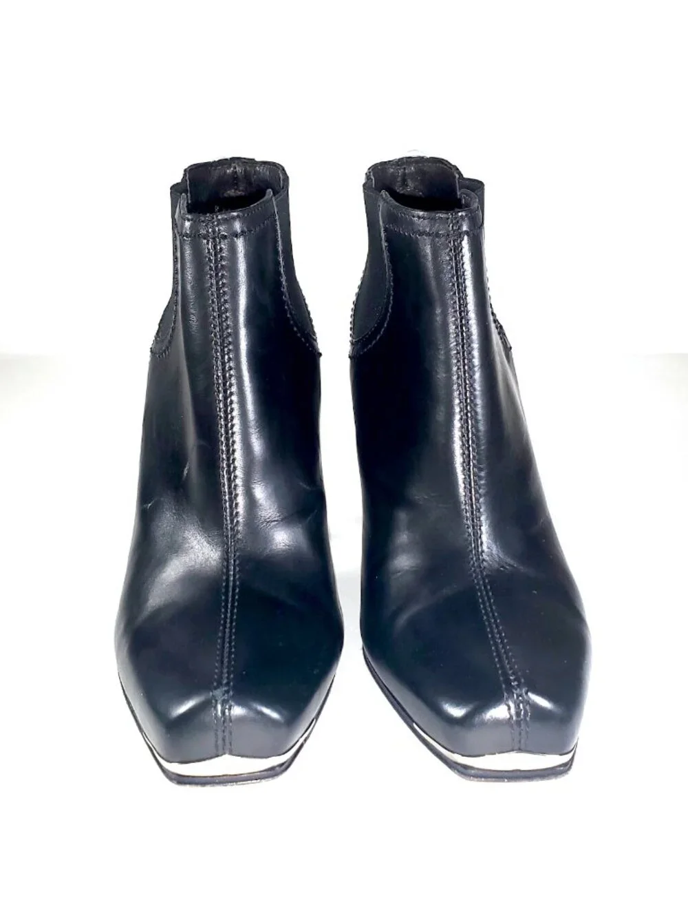 Donald J Pliner Black Leather Heeled Chelsea Ankle Booties (Size 7M)